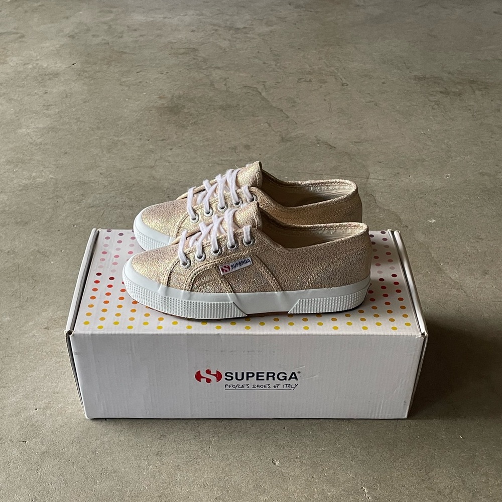 Superga 2750 Cotu Classic Gold Casual Italian Sneakers/Shoes 2.5 Youth/Kids